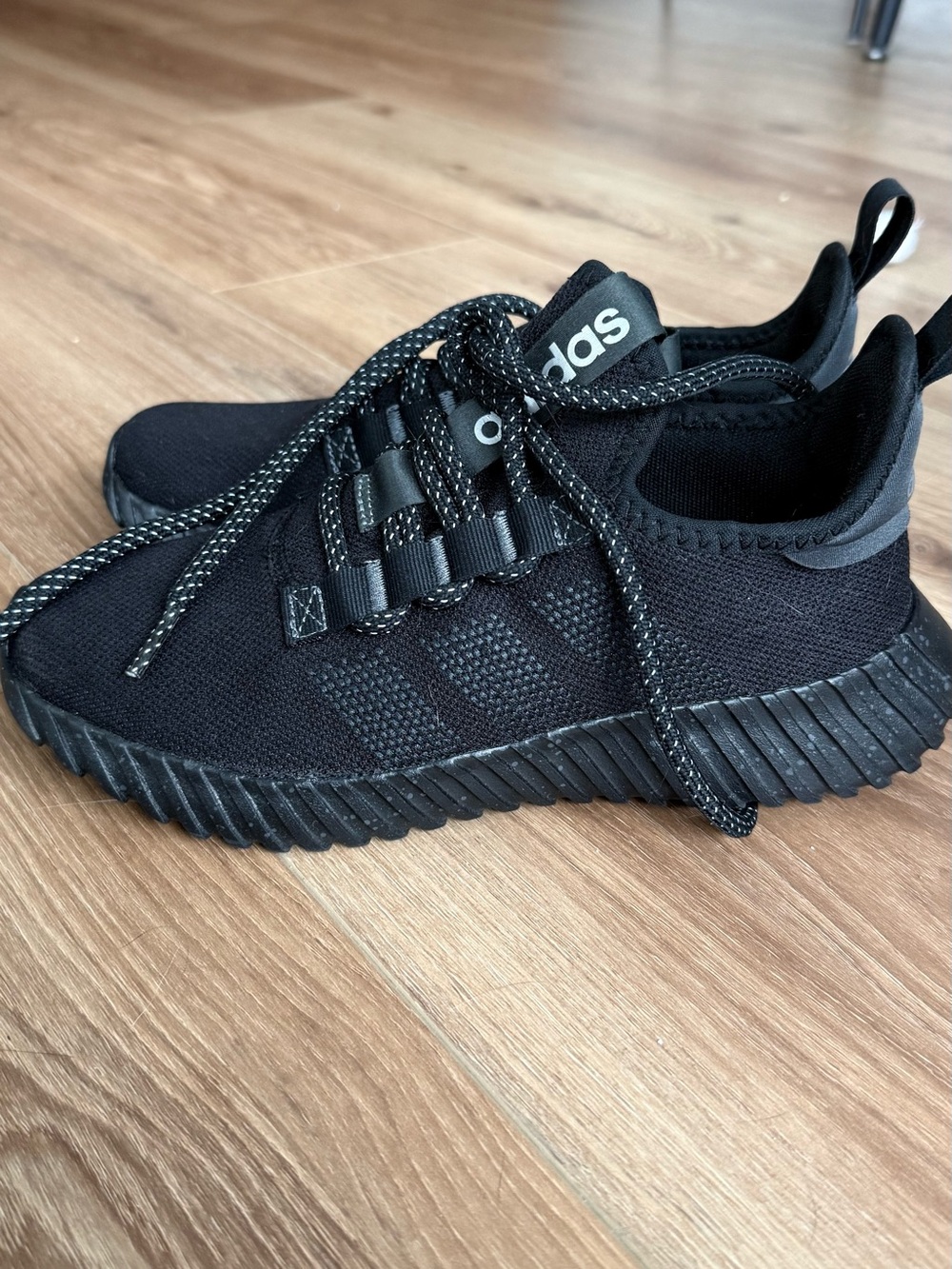adidas woman’s Sneakers